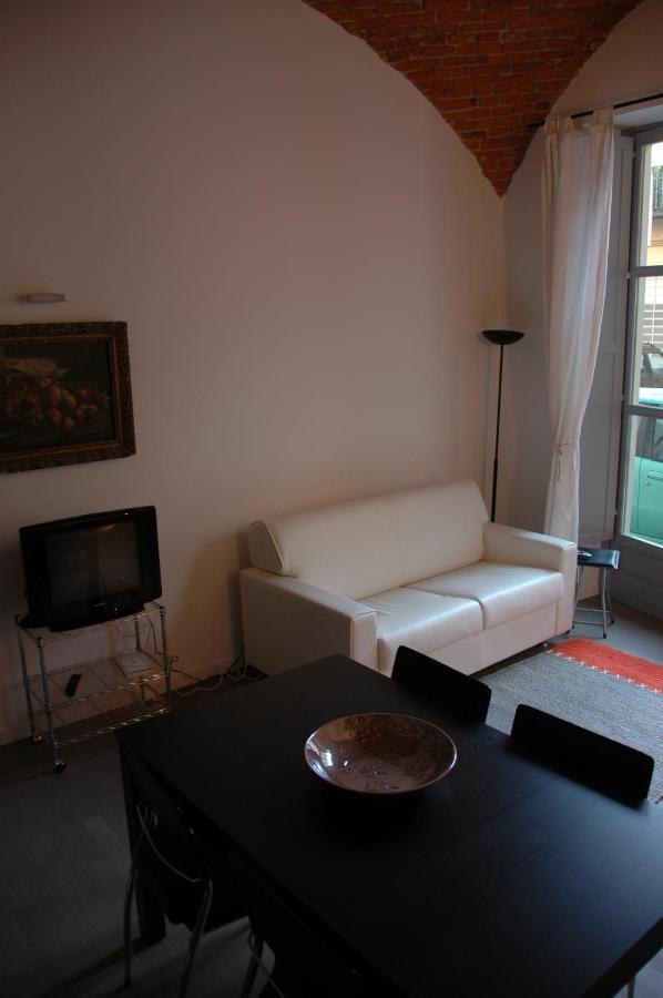 Accogliente Appartamento Tipo Loft ตูริน ภายนอก รูปภาพ