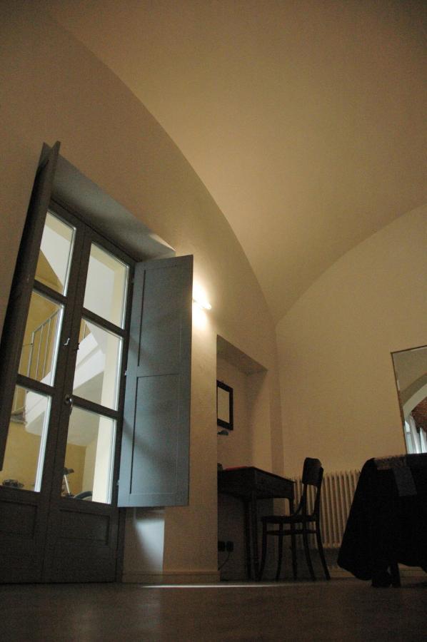 Accogliente Appartamento Tipo Loft ตูริน ภายนอก รูปภาพ